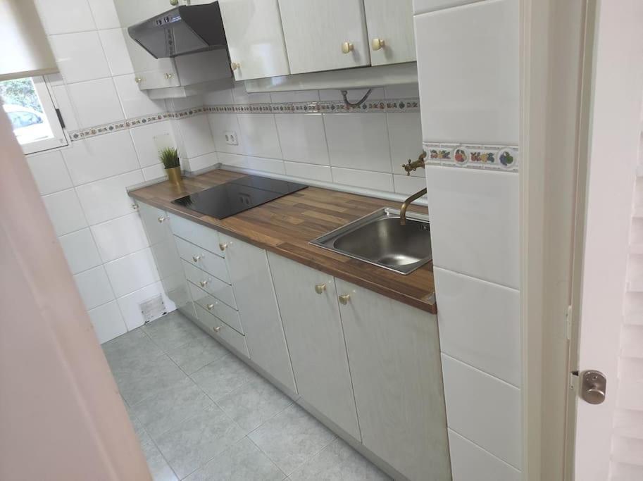 Apartamento Costa De Madrid Esterno foto